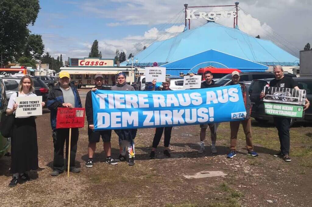 Streetteam Demo gegen Zirkus Krone